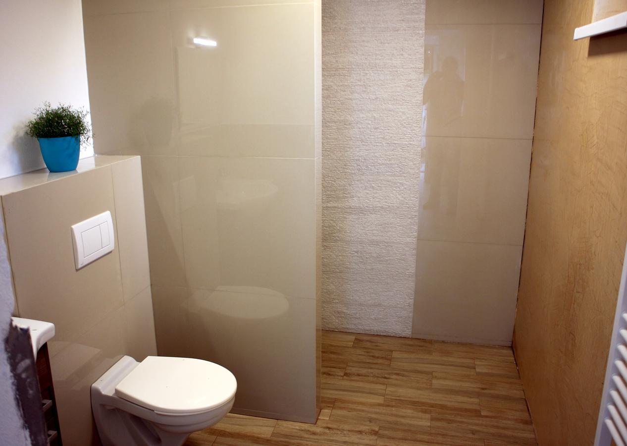 Apartmanovy Dom Maria บันสกา ชีอาว์นีซา ภายนอก รูปภาพ